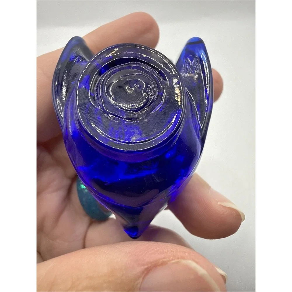 Mosser Glass Bluebird Figurine Decorative Bird